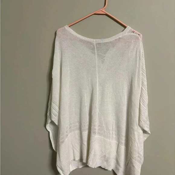 Aerie Women's Cream Ivory Poncho Sweater  One Size Classic Neutral Timeless - Picture 2 of 7